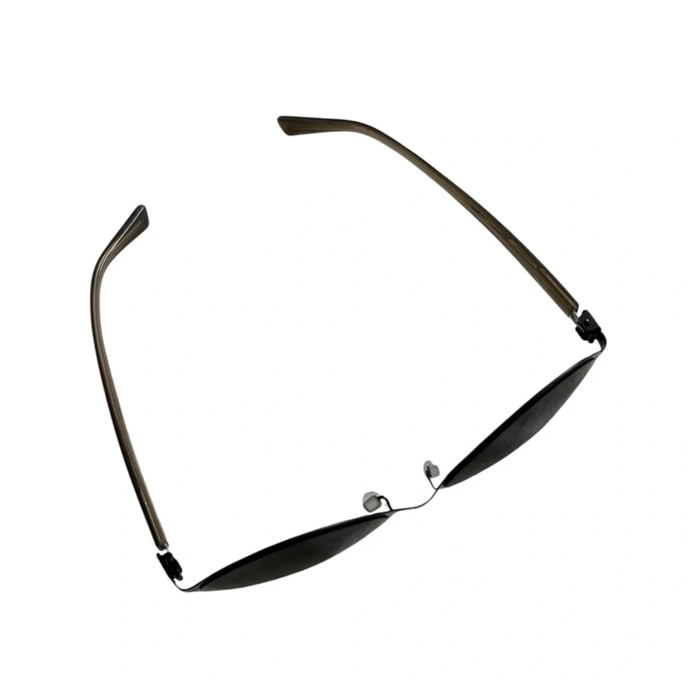 Black Round Women's Titanium Sunglasses